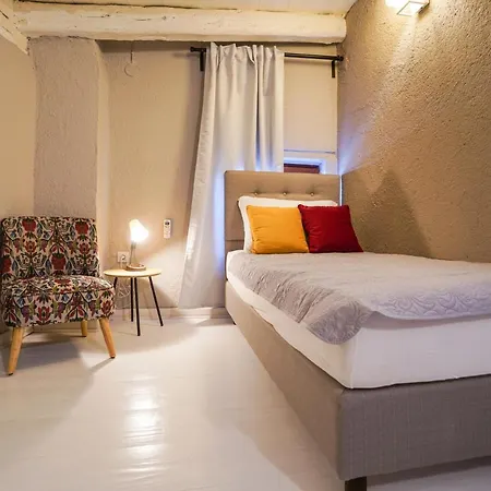 Deluxe Casa Flores With Sea View & Terrace アパート ロヴィニ