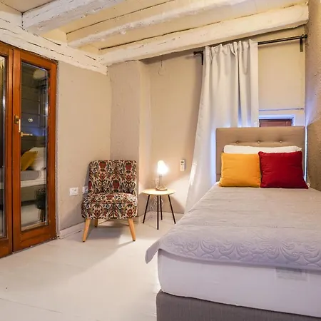 Deluxe Casa Flores With Sea View & Terrace Apartment Rovinj