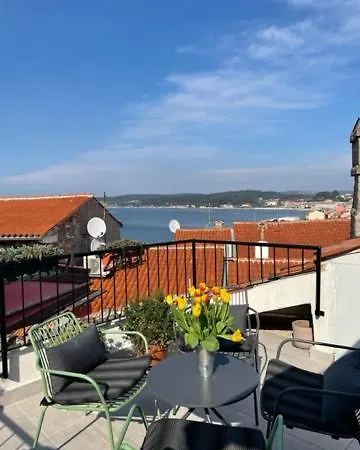 Deluxe Casa Flores With Sea View & Terrace アパート *