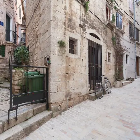 Deluxe Casa Flores With Sea View & Terrace * Rovinj